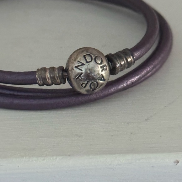 Pandora leather wrap bracelet - Picture 2 of 3